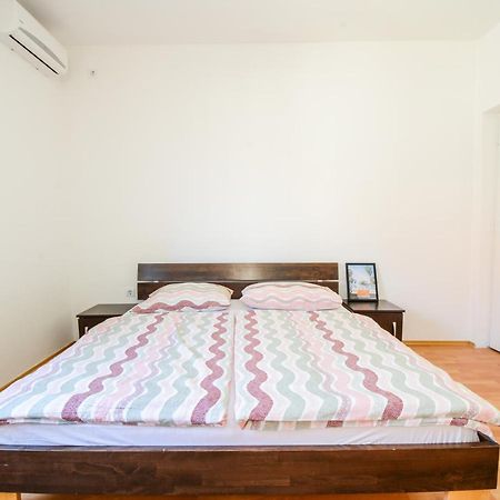 Apartment Guest House Leo Zadar Zewnętrze zdjęcie
