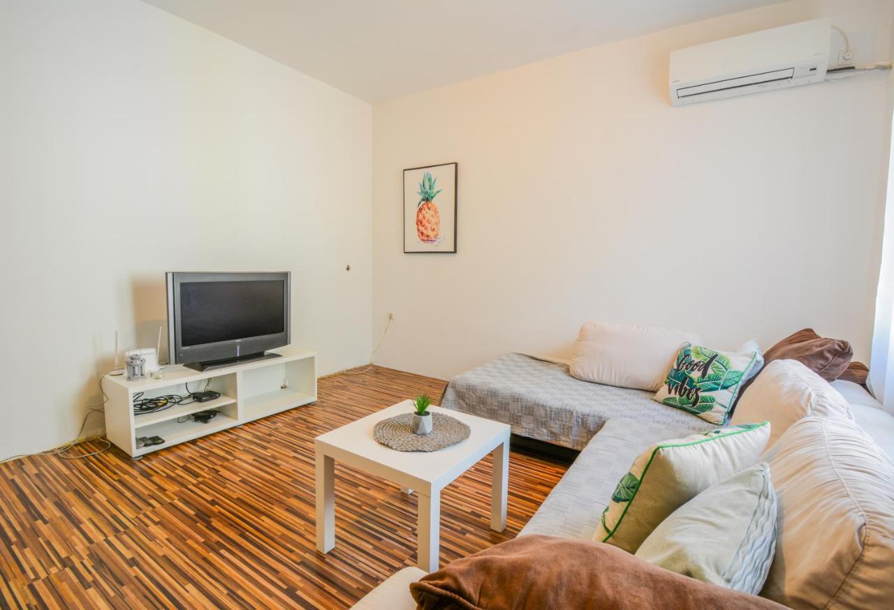Apartment Guest House Leo Zadar Zewnętrze zdjęcie