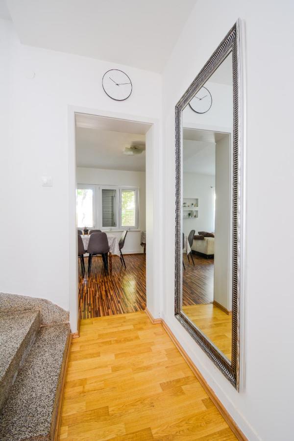 Apartment Guest House Leo Zadar Zewnętrze zdjęcie